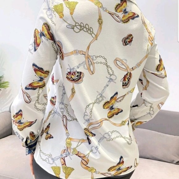 Butterfly & chain print blouse - Picture 6 of 6